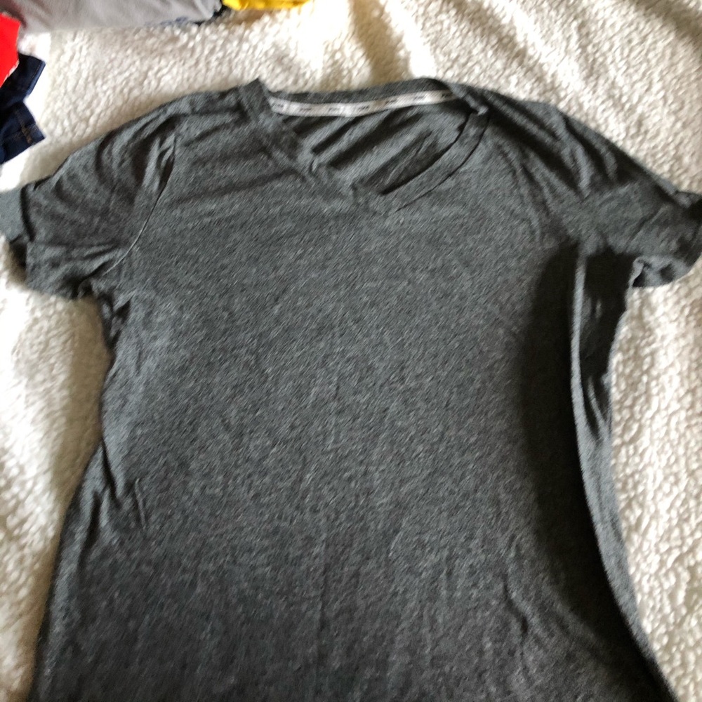 PINK Heather grey tee size small